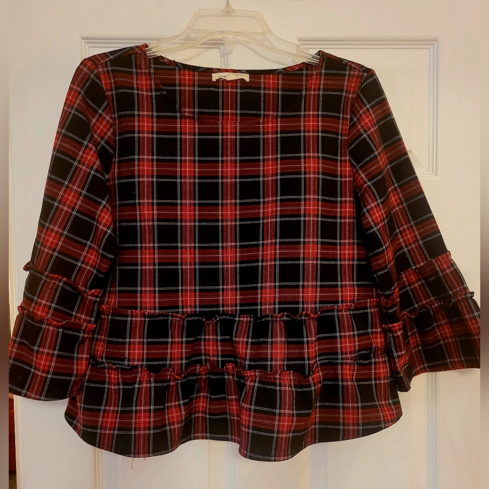 EUC Copper Key Red/Black Plaid Boxy Top Size L